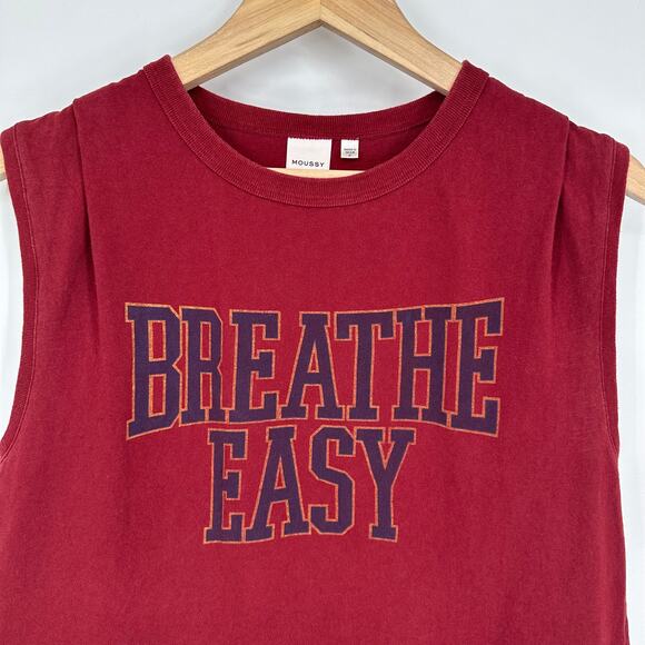 MOUSSY Vintage Graphic Print Muscle Tee Cropped Sleeveless Tank Top - Picture 1 of 11